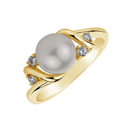 Diamond ring with Pearl Devoted Coast