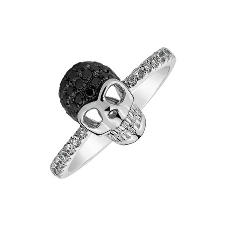 Ring with black and white diamonds Close Death