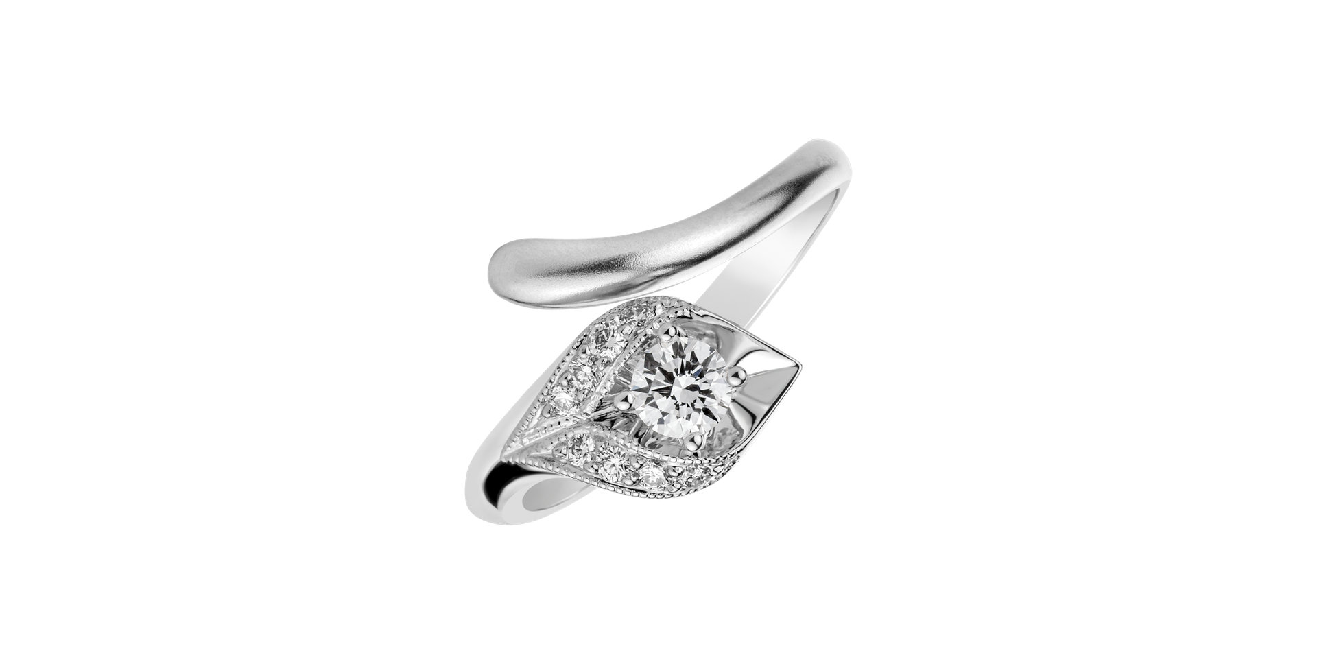 Diamond ring Luxury Leaf