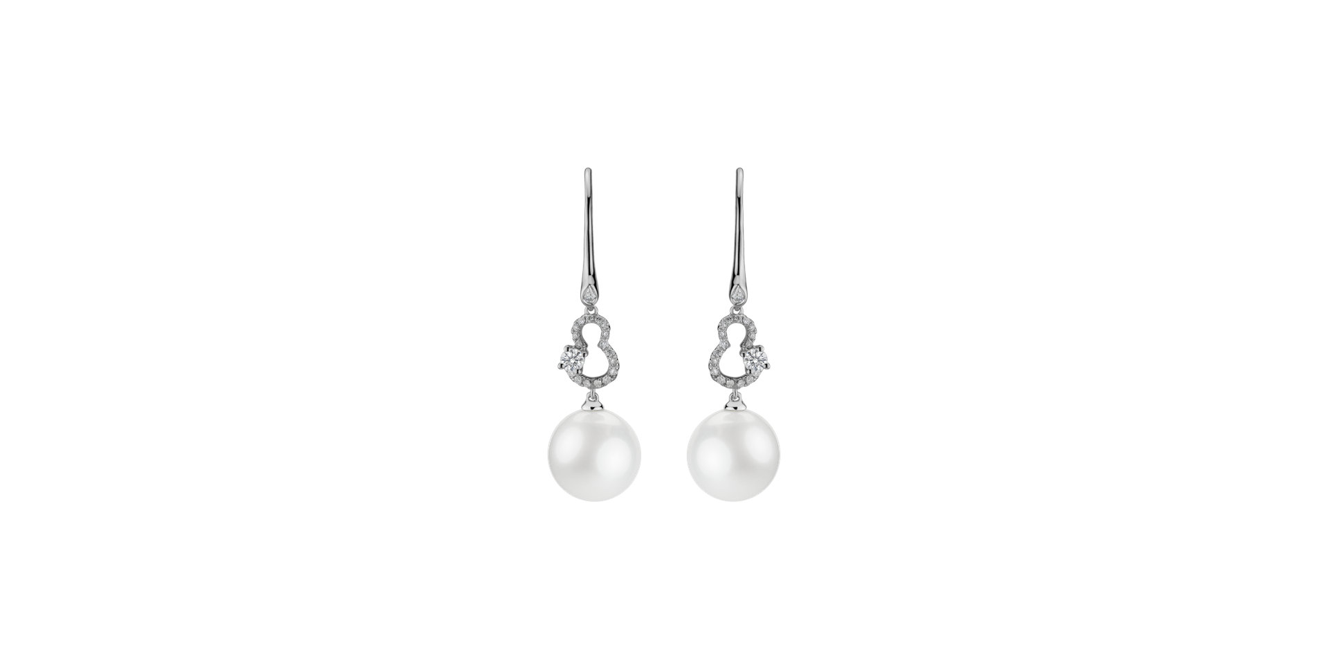 Diamond earrings with Pearl Esdras