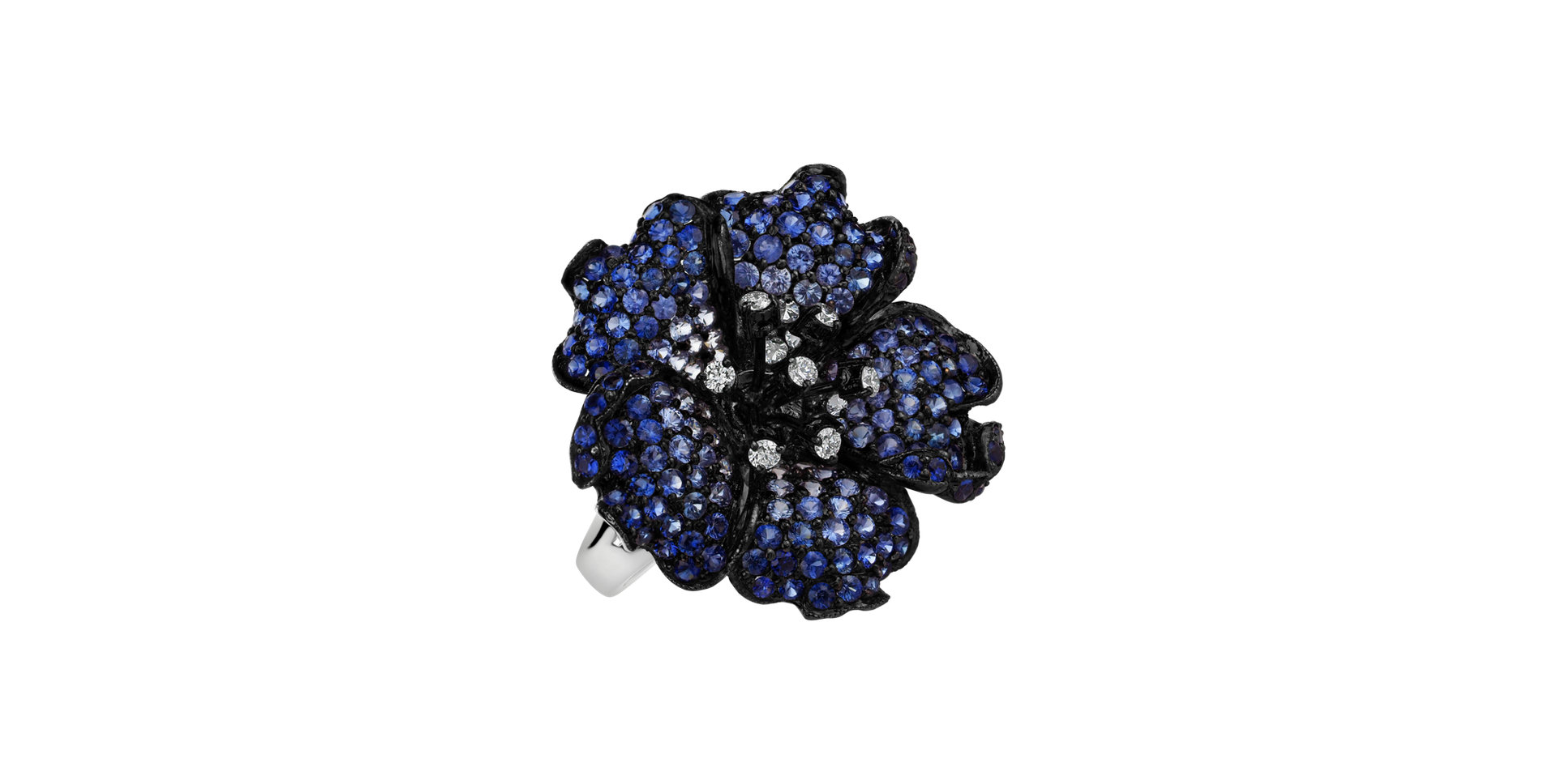 Diamond ring with Sapphire Aruba Blue