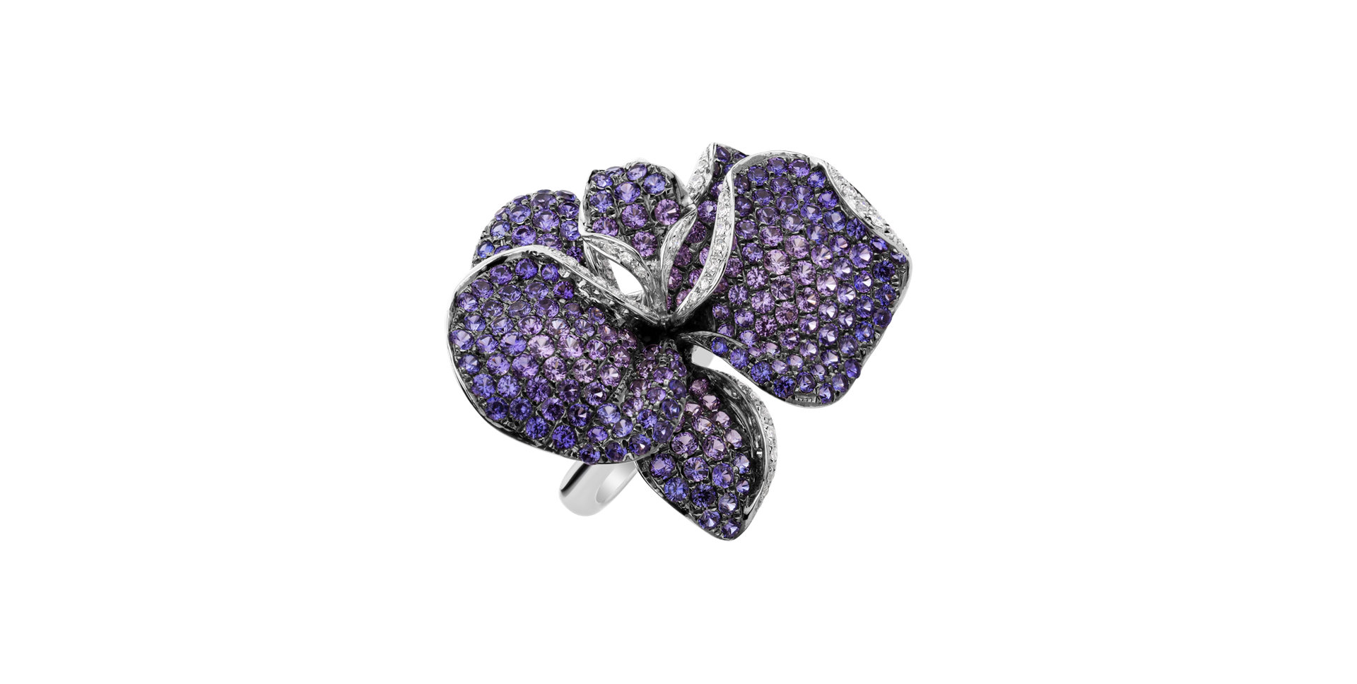 Diamond ring with Sapphire Star Orchid