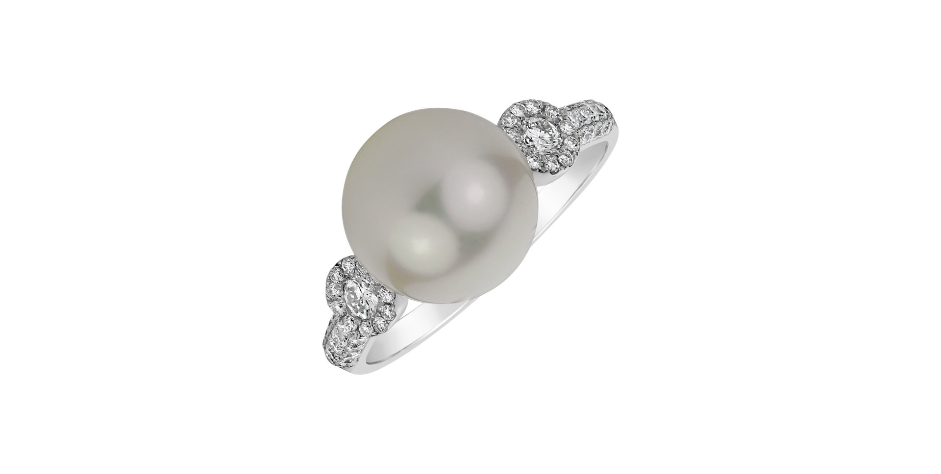 Diamond ring with Pearl Drowning