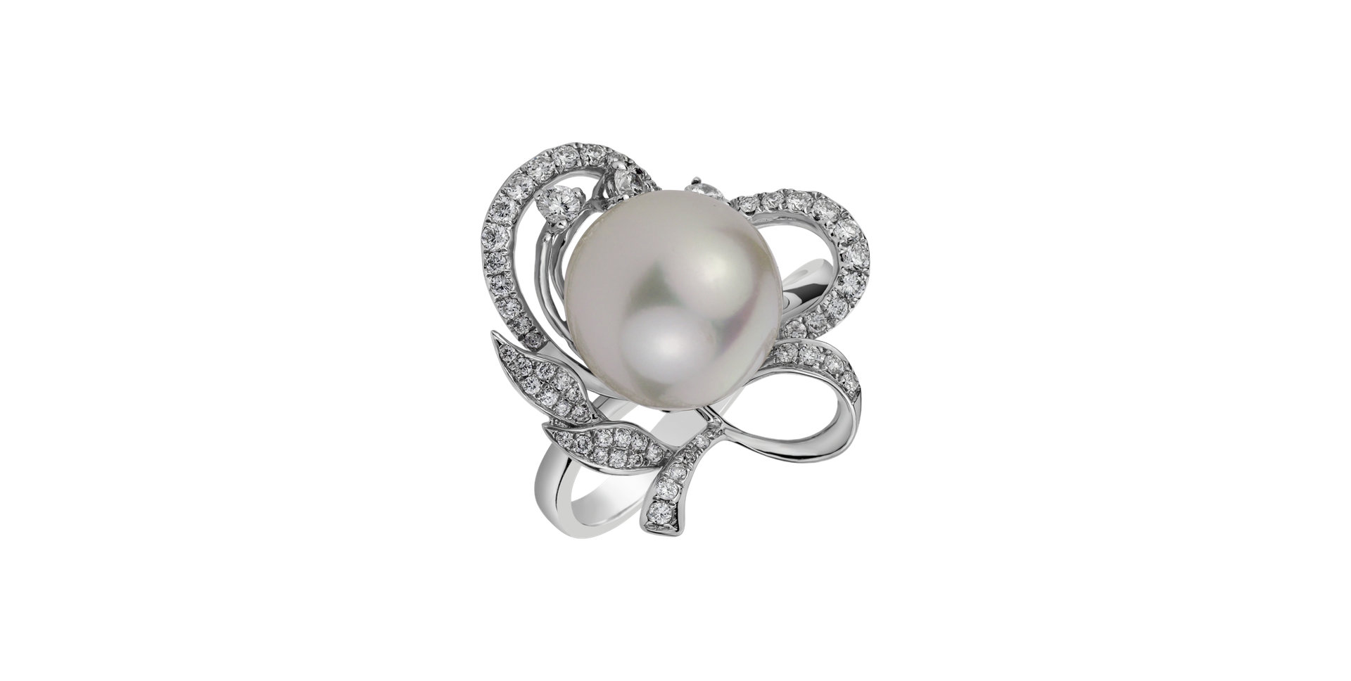 Diamond ring with Pearl Pearl Madame