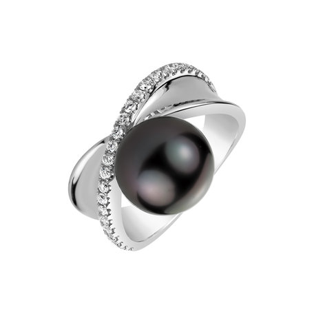 Diamond ring with Pearl Amrit