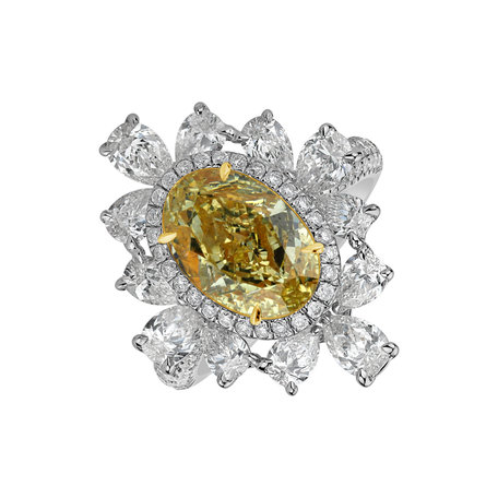 Ring with yellow and white diamonds Rose Gem