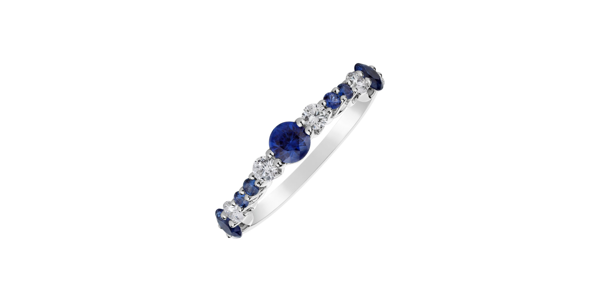 Diamond ring with Sapphire Maya