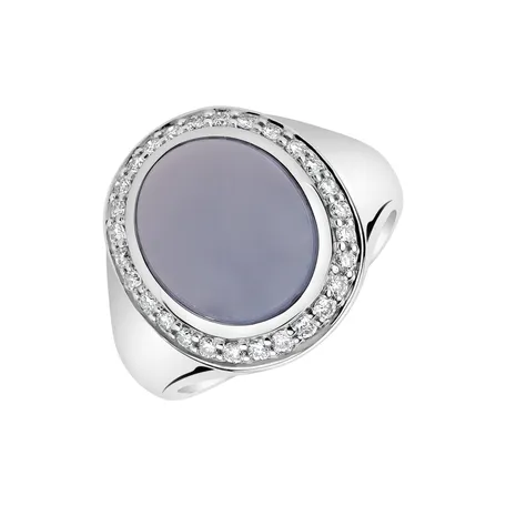 Diamond ring with Chalcedony Mistress Moonlight