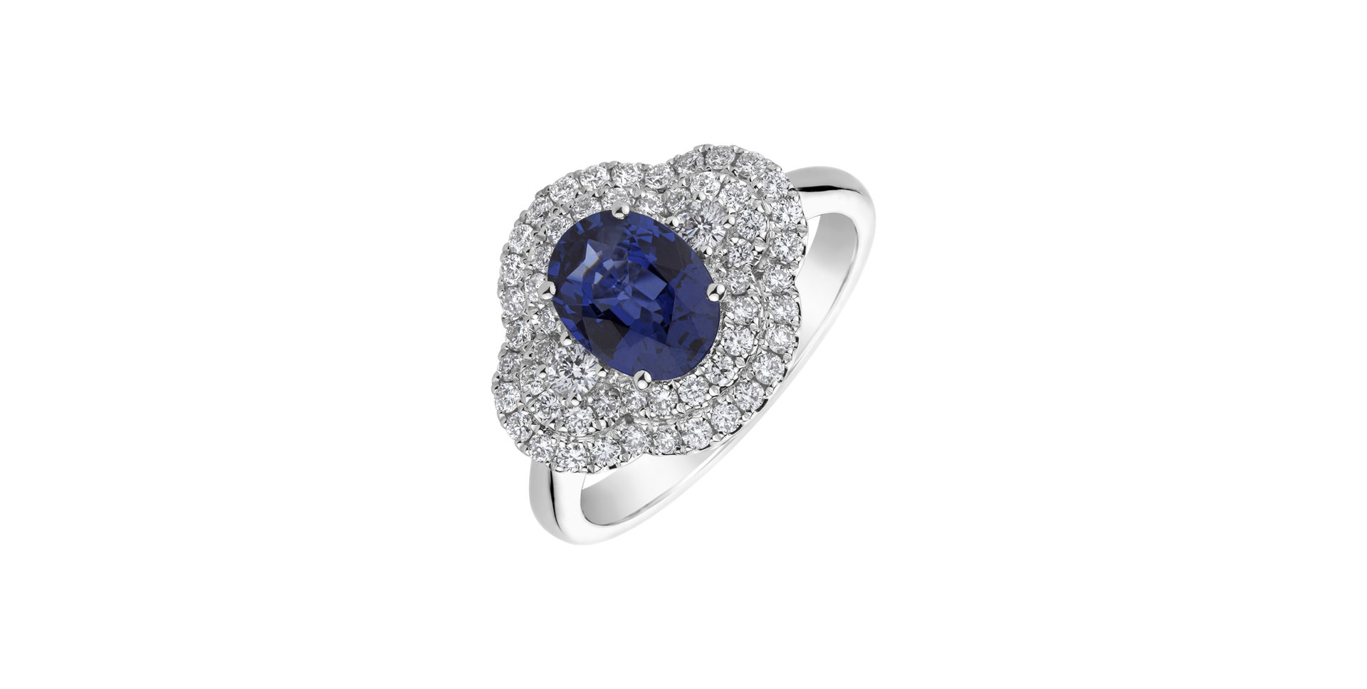 Diamond ring with Sapphire Sapphire Core