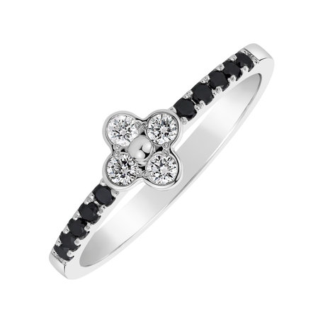 Diamond ring Cloverina