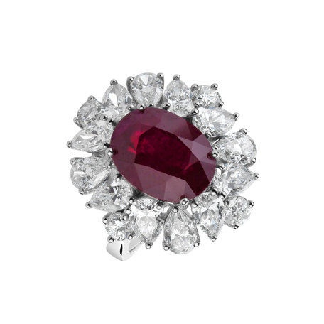Diamond ring with Ruby Ruby Queen