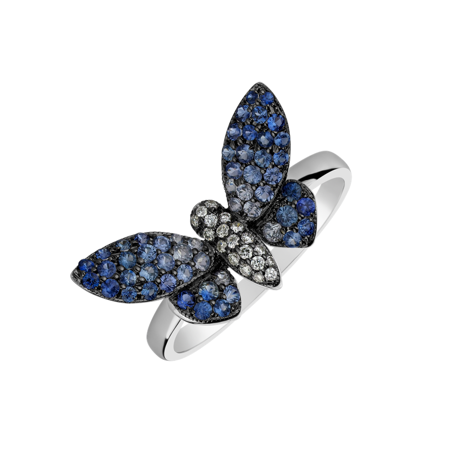 Diamond ring with Sapphire Shiny Wings