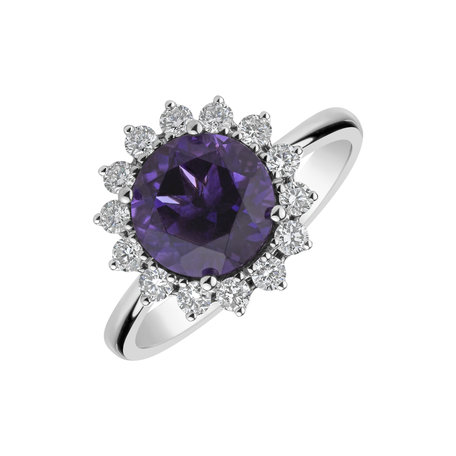 Diamond rings with Amethyst Sun Impression