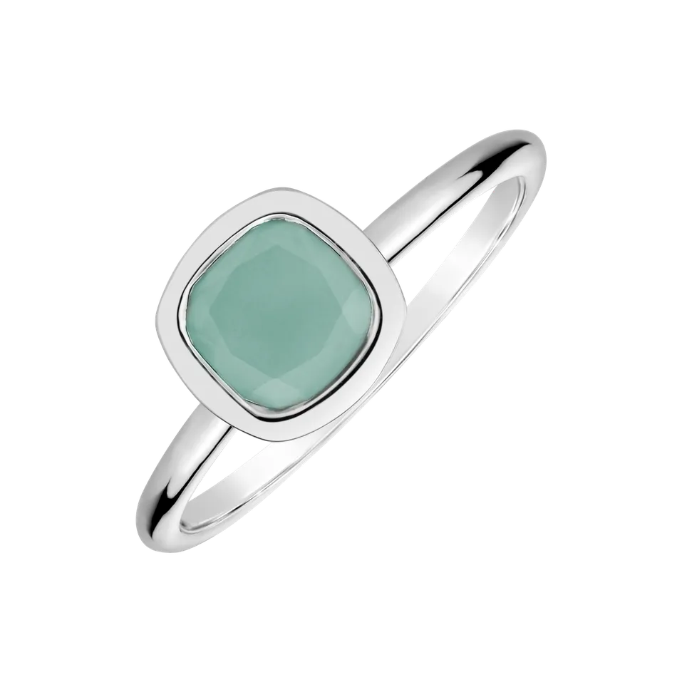 Ring with Blue Chalcedony Bonbon