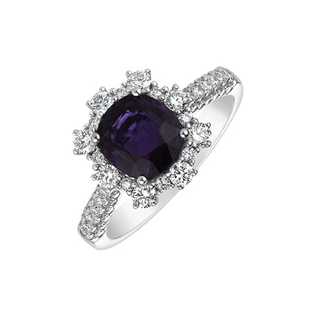 Diamond ring with Sapphire Royal Empire