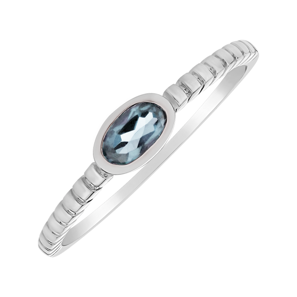 Ring with Topaz Bonbon