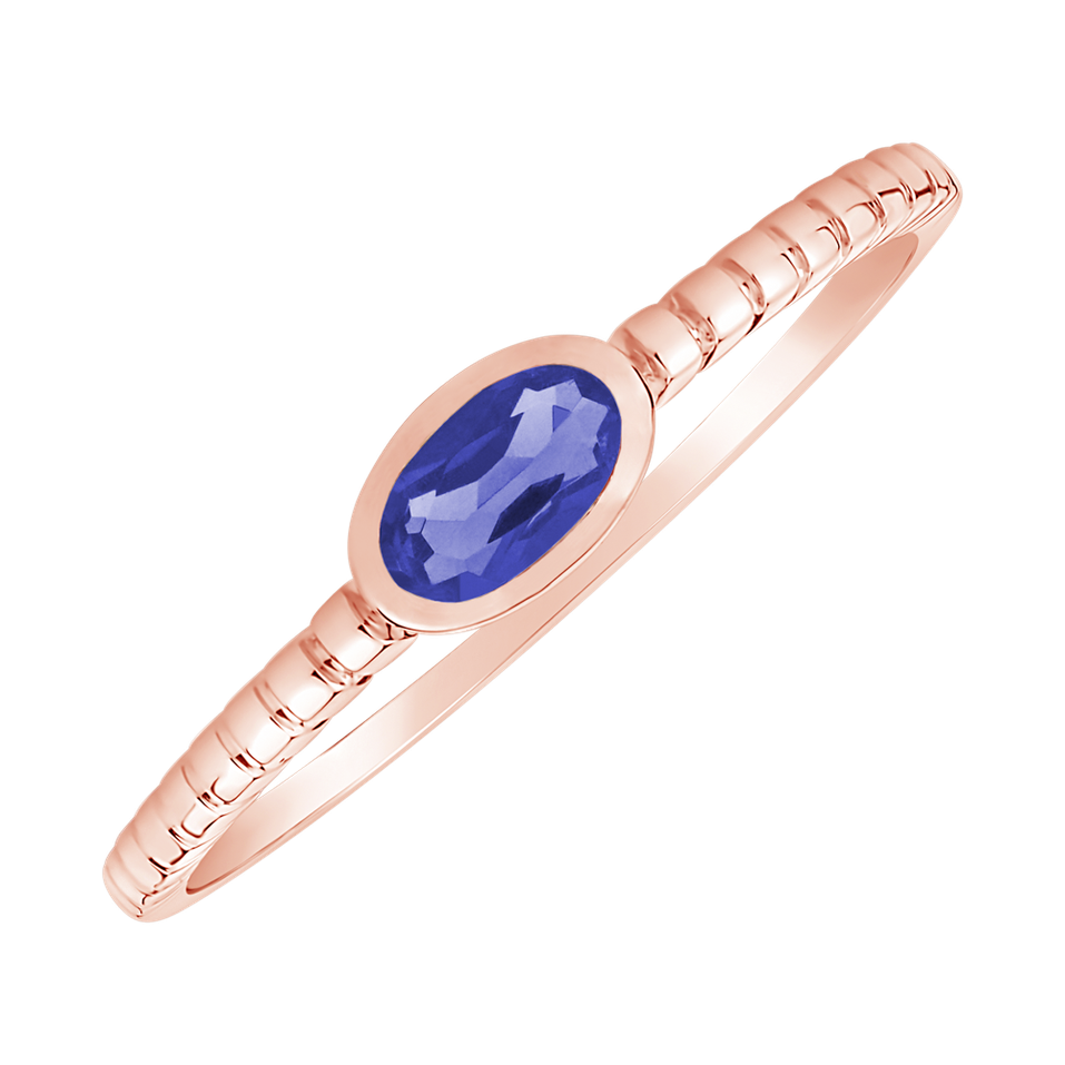 Ring with Iolit Bonbon