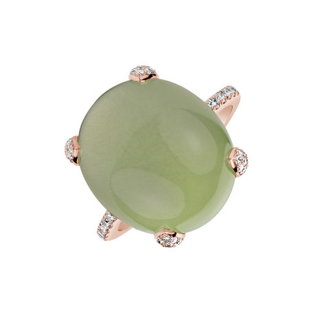 Diamond ring with Prehnite Niche