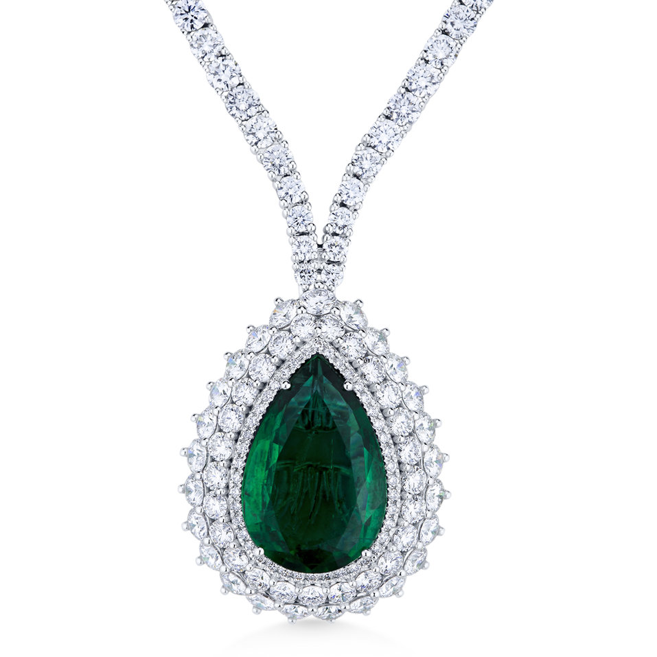 Diamond necklace with Emerald Aurora Tear