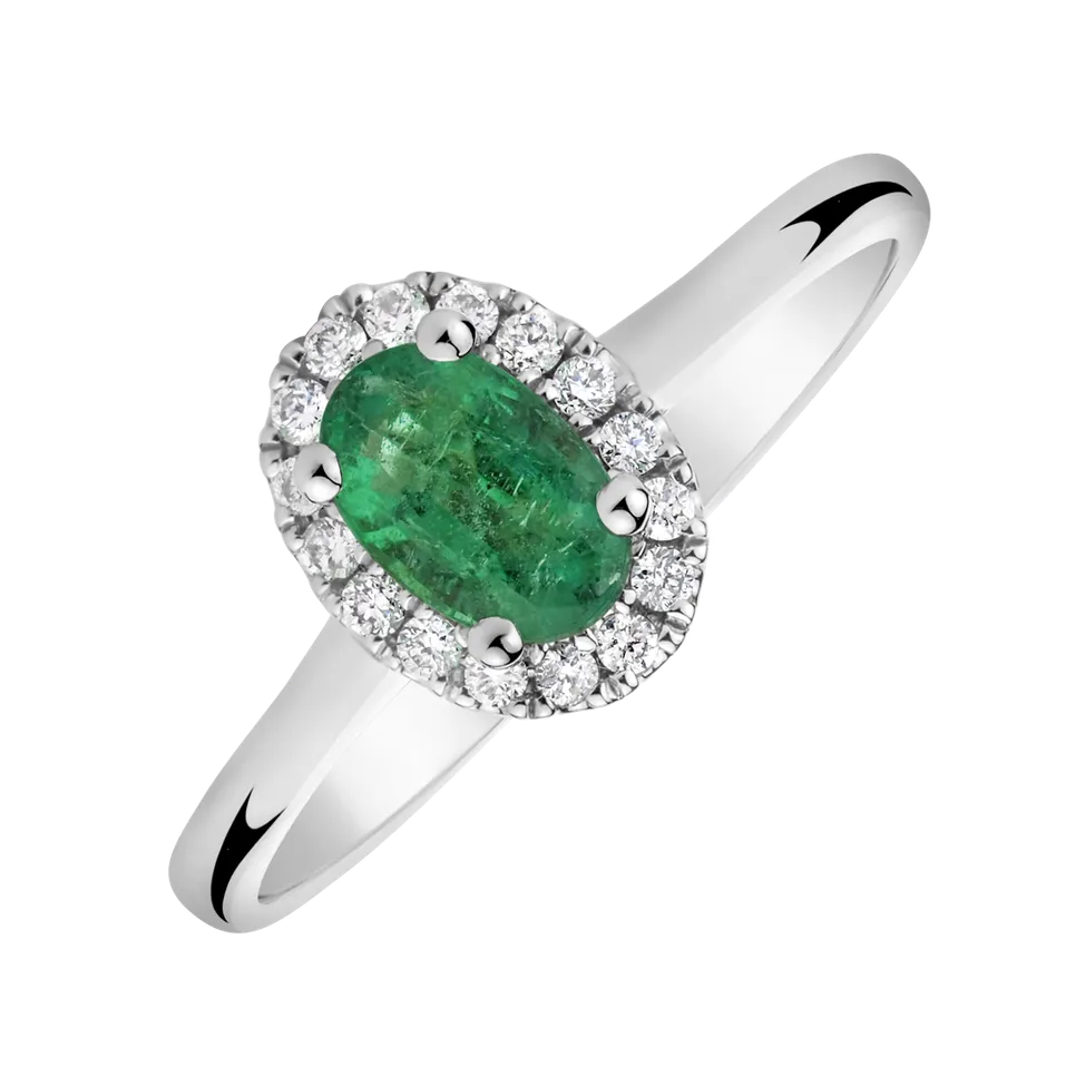 Diamond ring with Emerald Princess