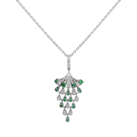 Diamond pendant with Emerald Royal Mesh
