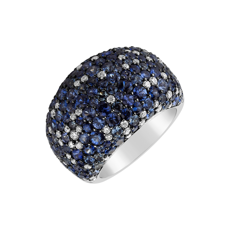 Diamond ring with Sapphire Star Kingdom