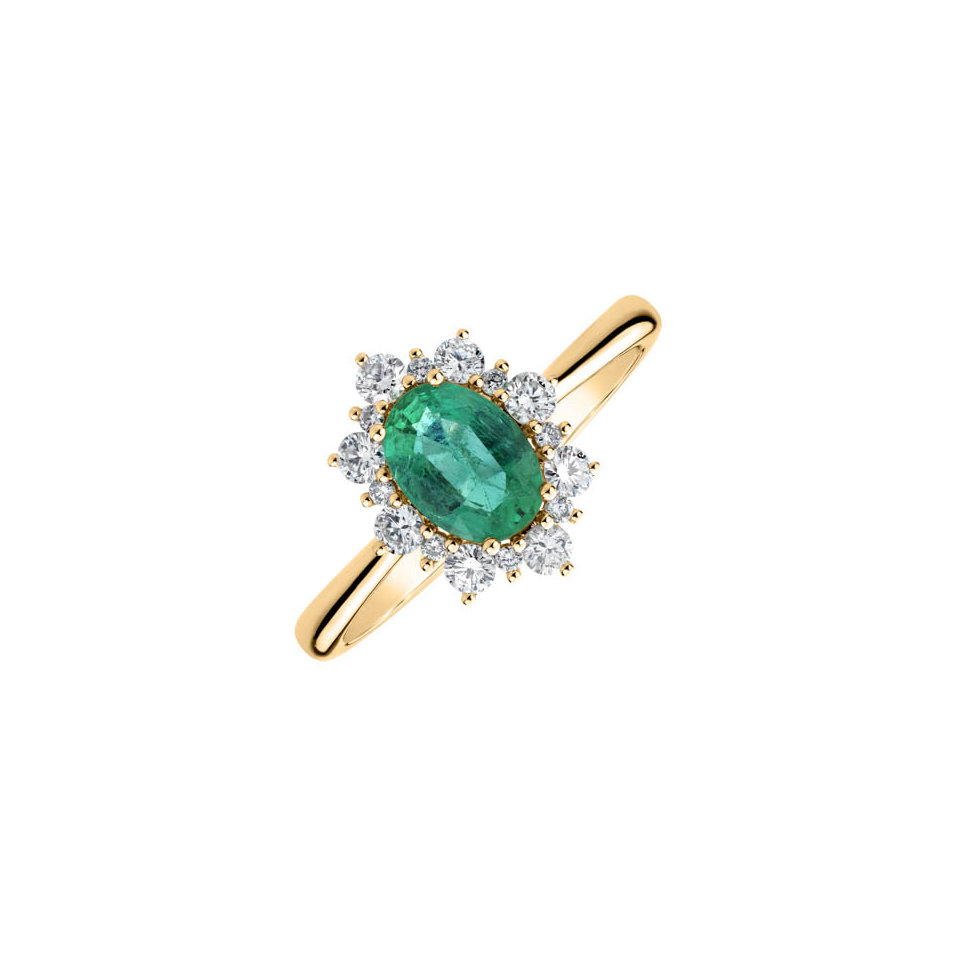 Diamond ring with Emerald Princess