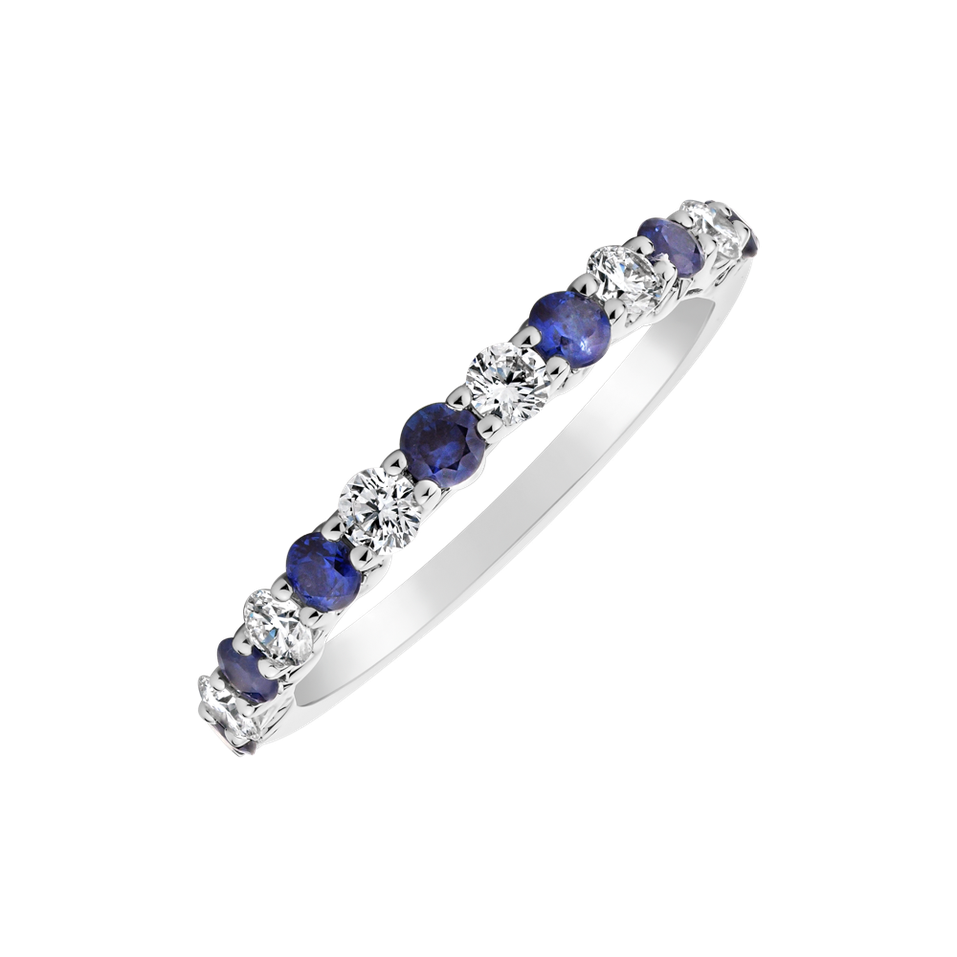 Diamond ring with Sapphire Sevasti