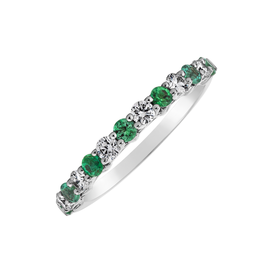 Diamond ring with Emerald Sevasti