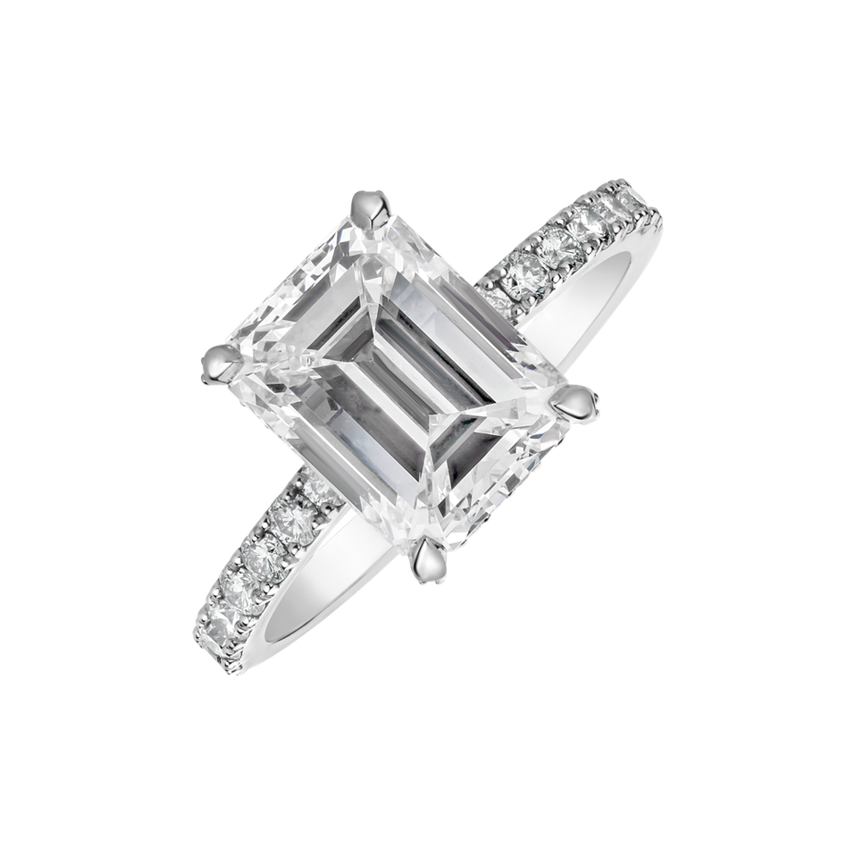 Diamond ring Royal Essence