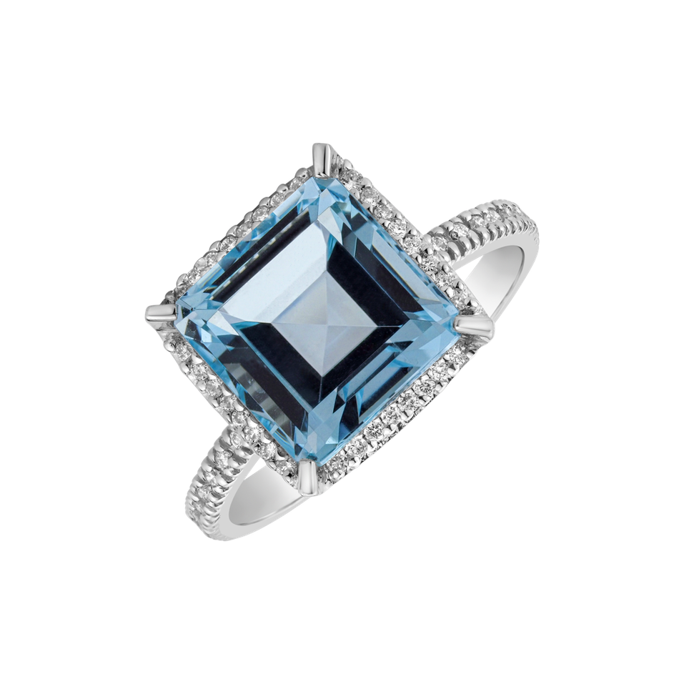 Diamond ring with Topaz Perfect Paradox