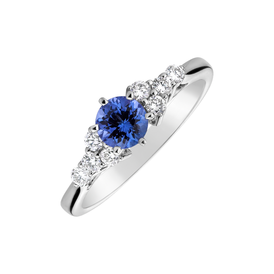 Diamond ring with Tanzanite Isil