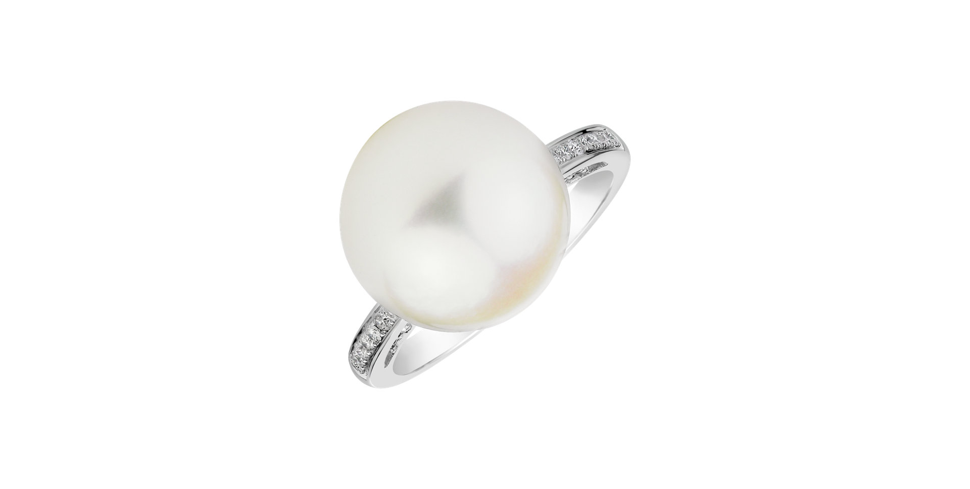 Diamond ring with Pearl Magical Shoreline