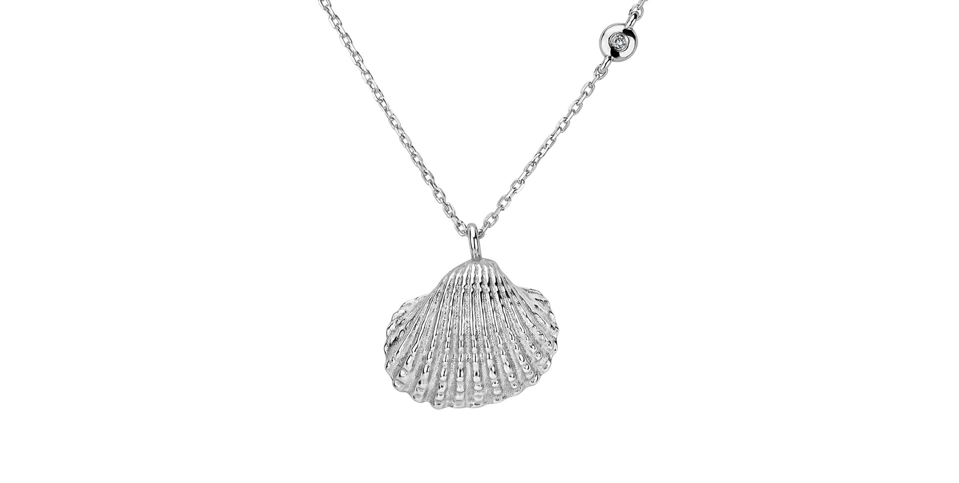 Diamond necklace Luxury Clam