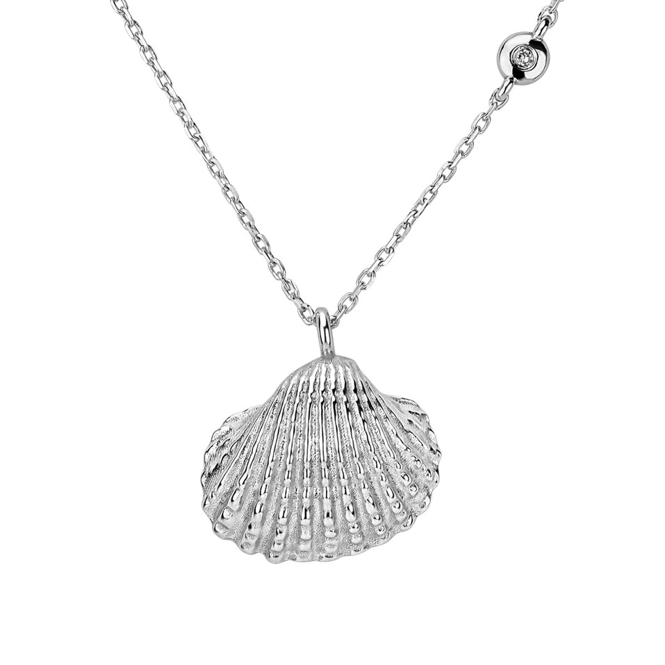 Diamond necklace Luxury Clam