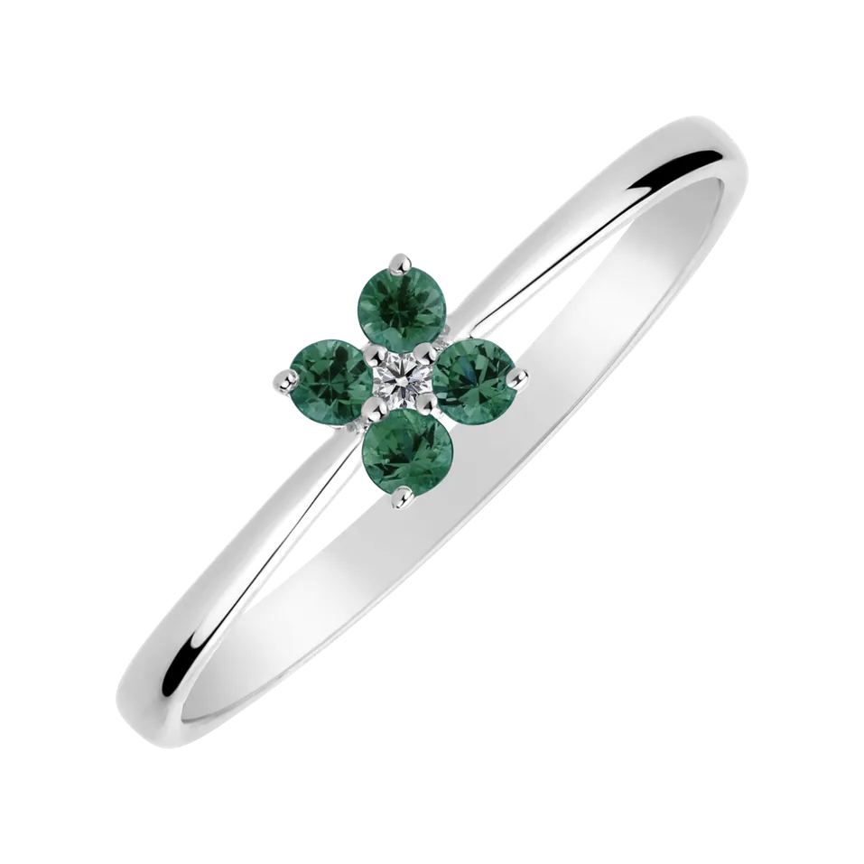 Diamond ring with Emerald Divine Bloom