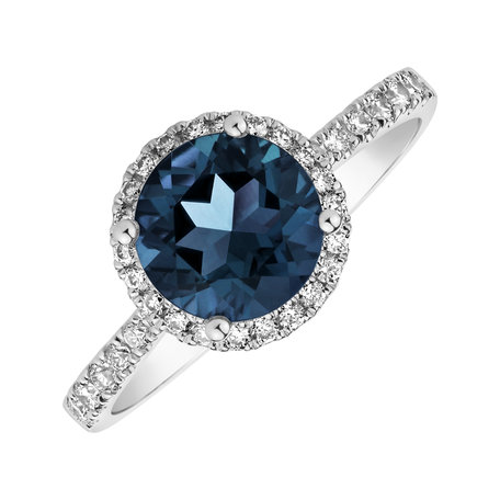 Diamond ring with Topaz London Sparkly Bonbon