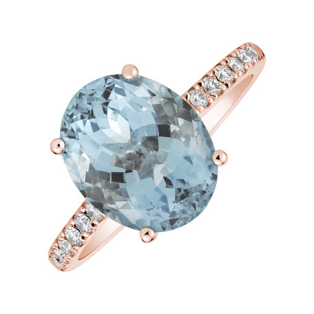 Diamond ring with Topaz Sky Playful Glamour
