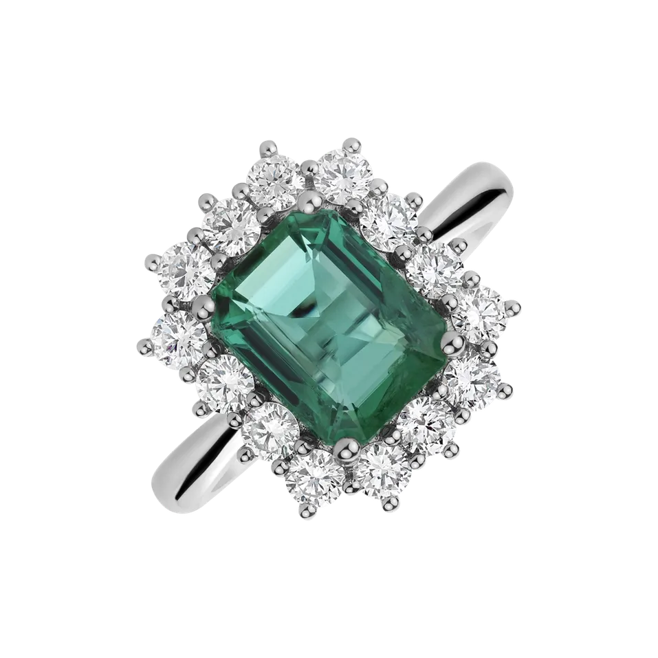 Diamond ring with Emerald Brody