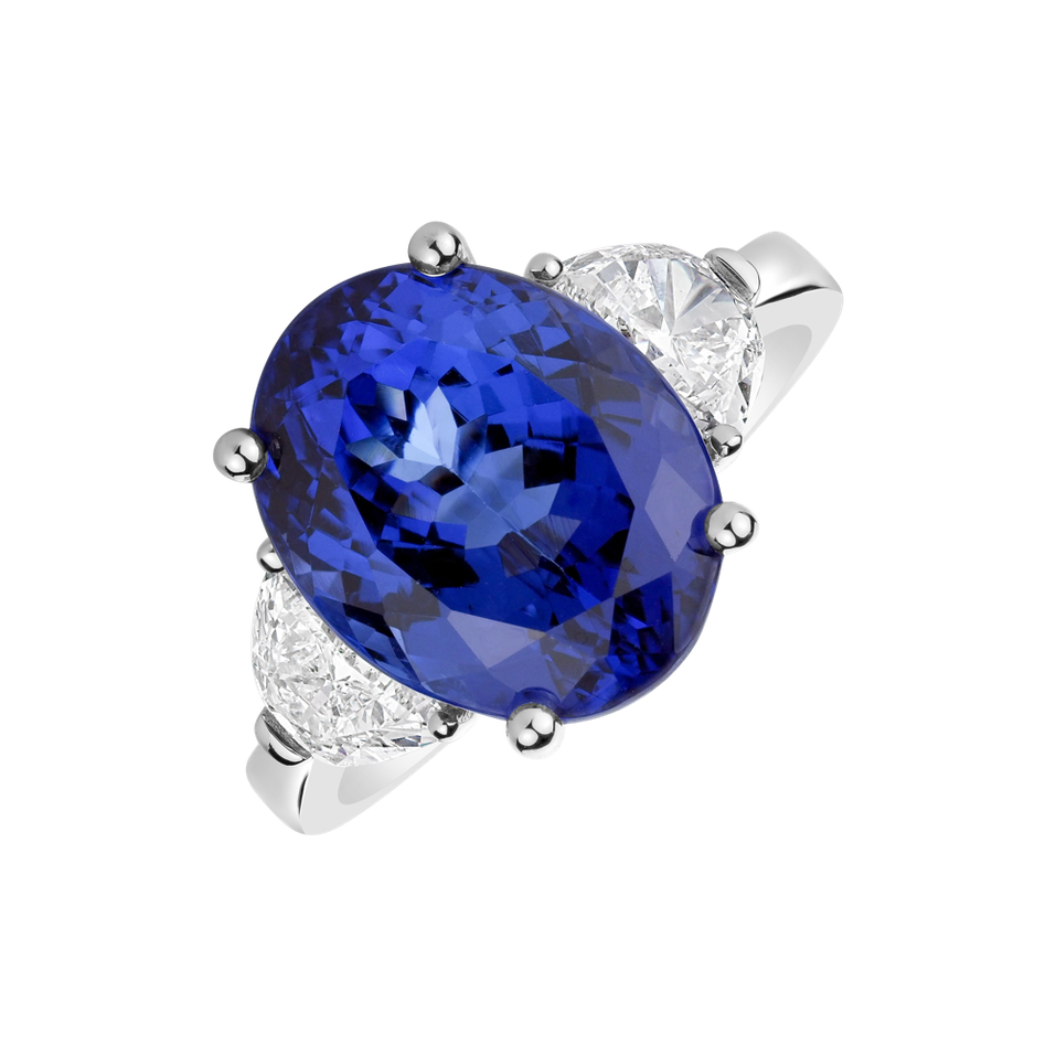 Diamond ring with Tanzanite Terry