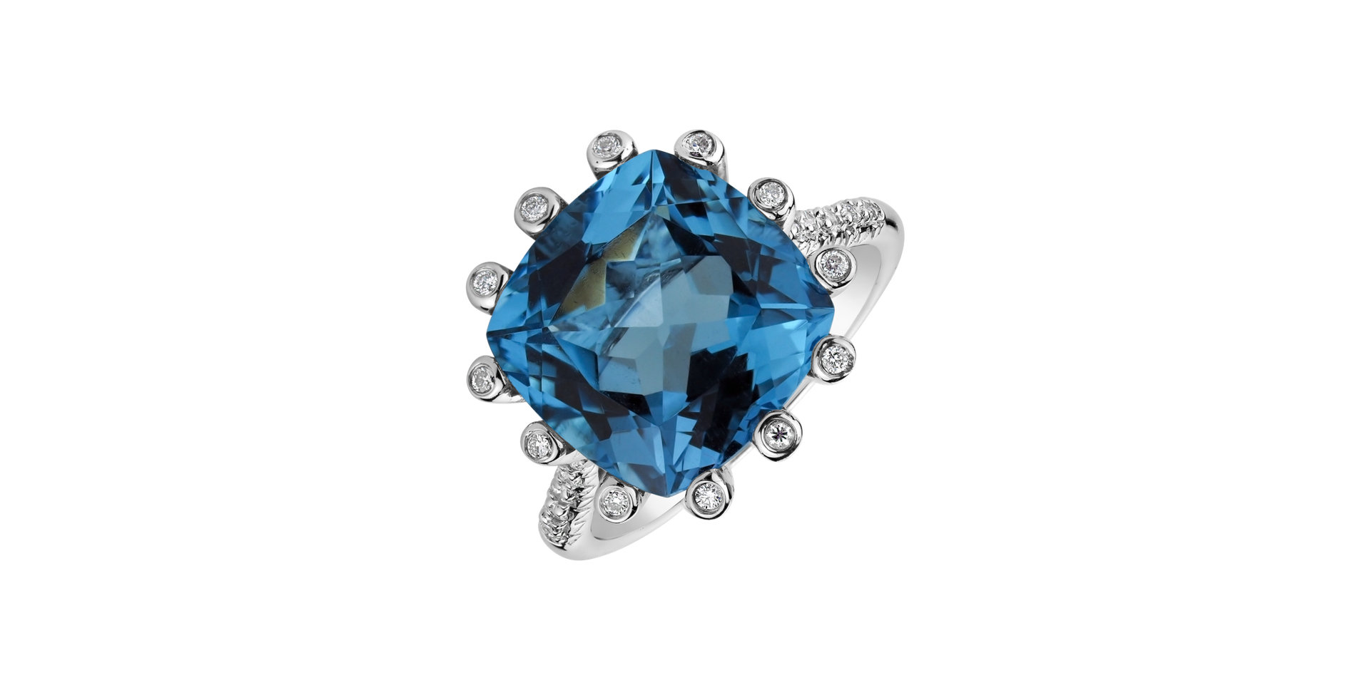Diamond ring with Topaz Walda