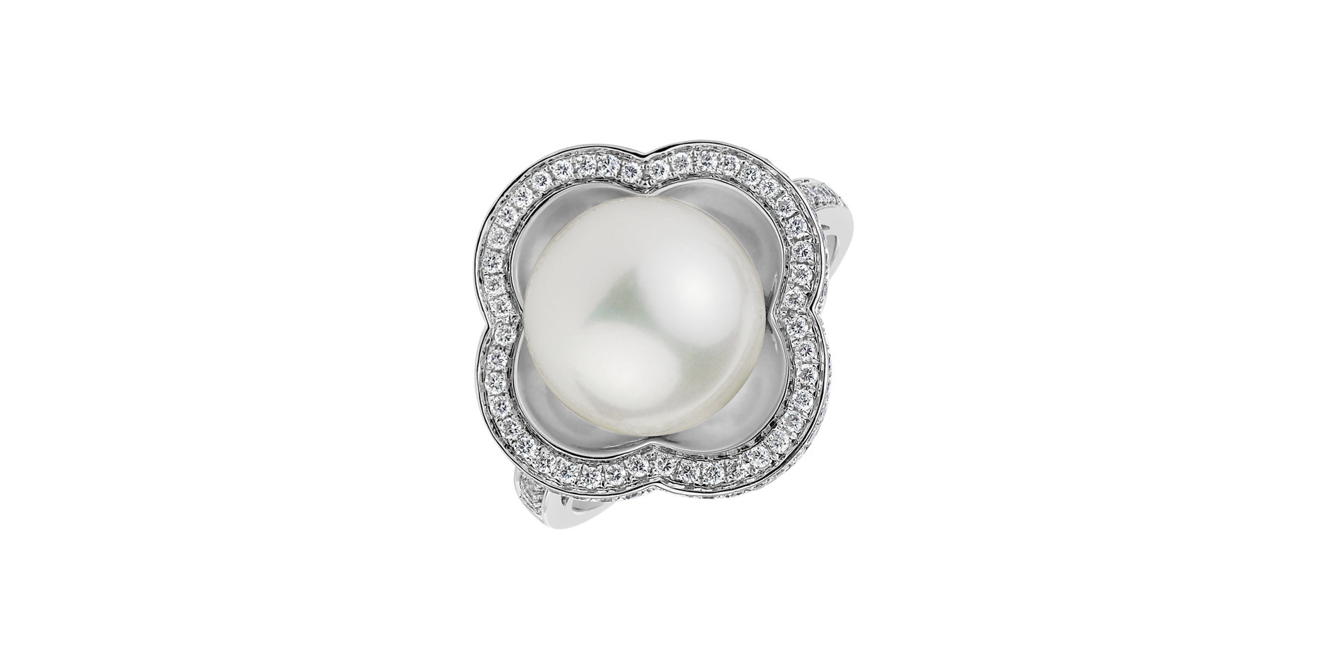 Diamond ring with Pearl Pacific Lullaby
