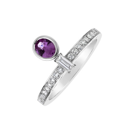 Diamond ring with Sapphire Verona