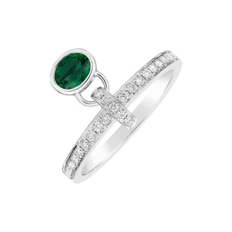 Diamond ring with Emerald Angeline