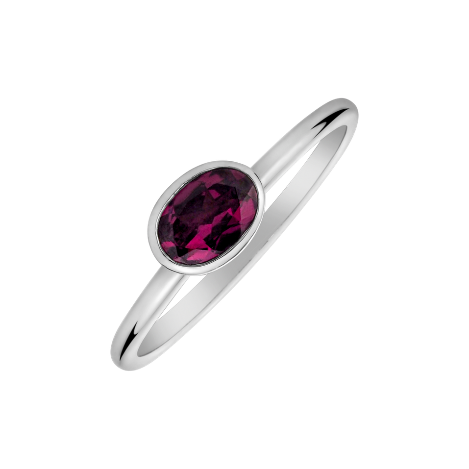 Ring with Rhodolite Passion