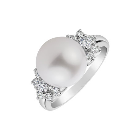 Diamond ring with Pearl Solomon Sea