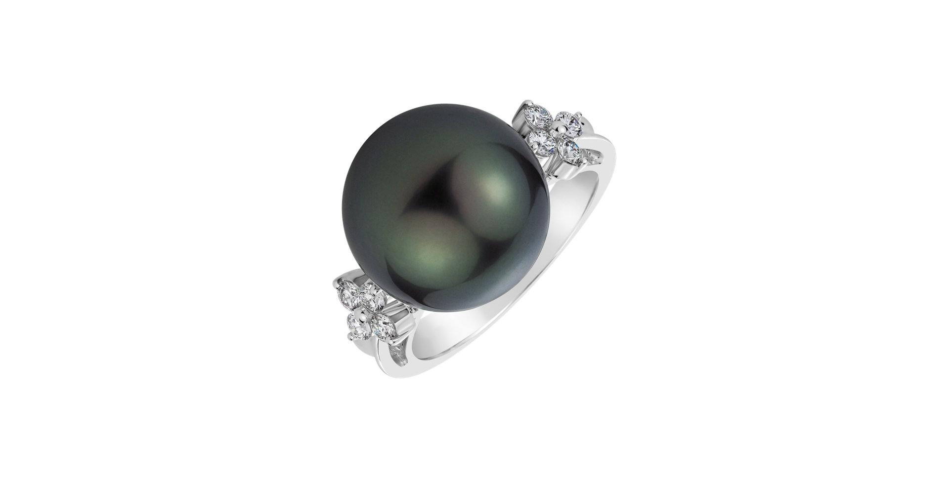 Diamond ring with Pearl Eris