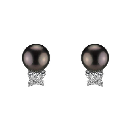 Diamond earrings with Pearl Sea Limbo