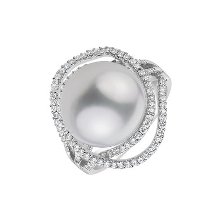 Diamond ring with Pearl Caribbean Treasure