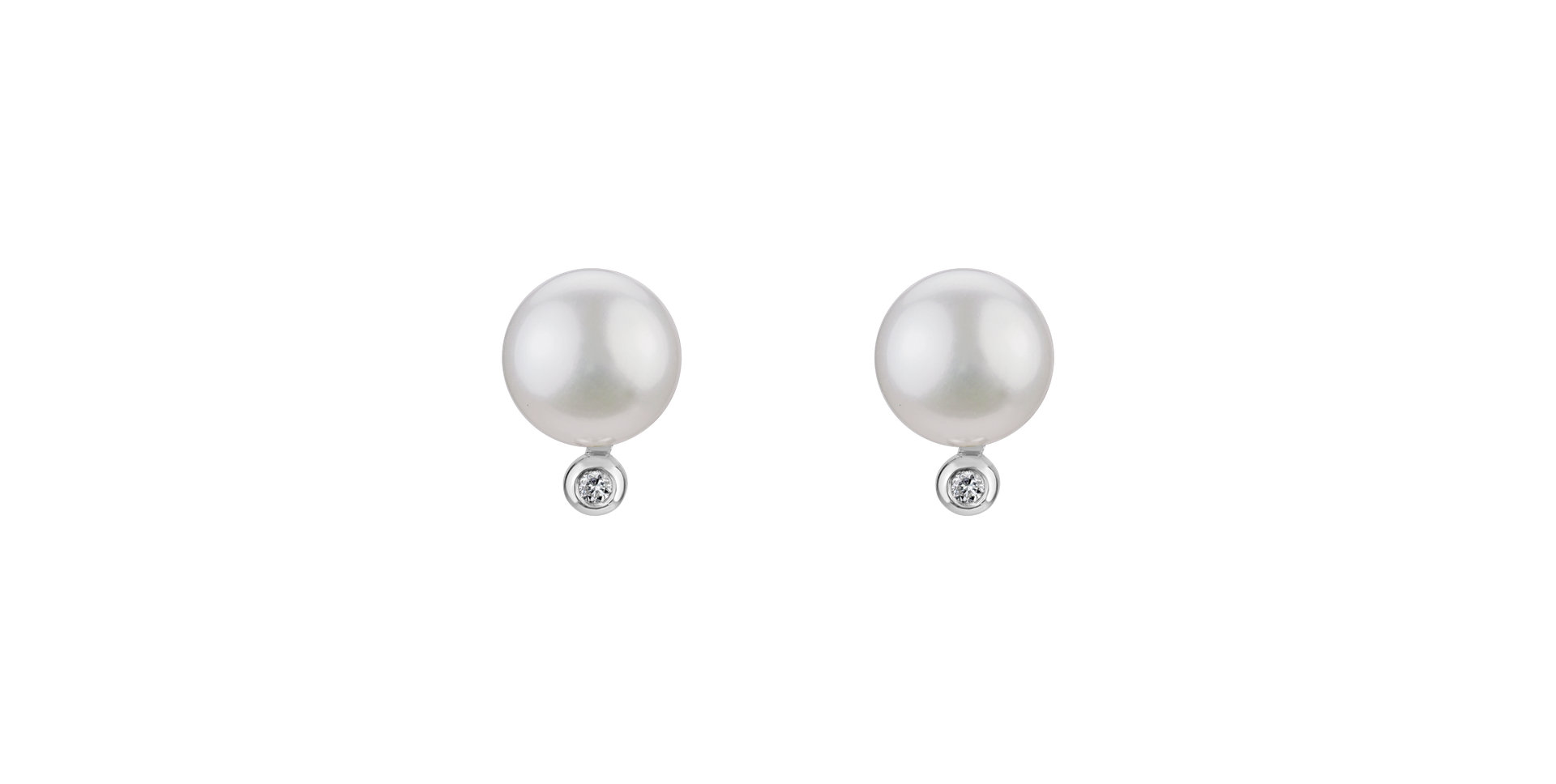Diamond earrings with Pearl Sofia River